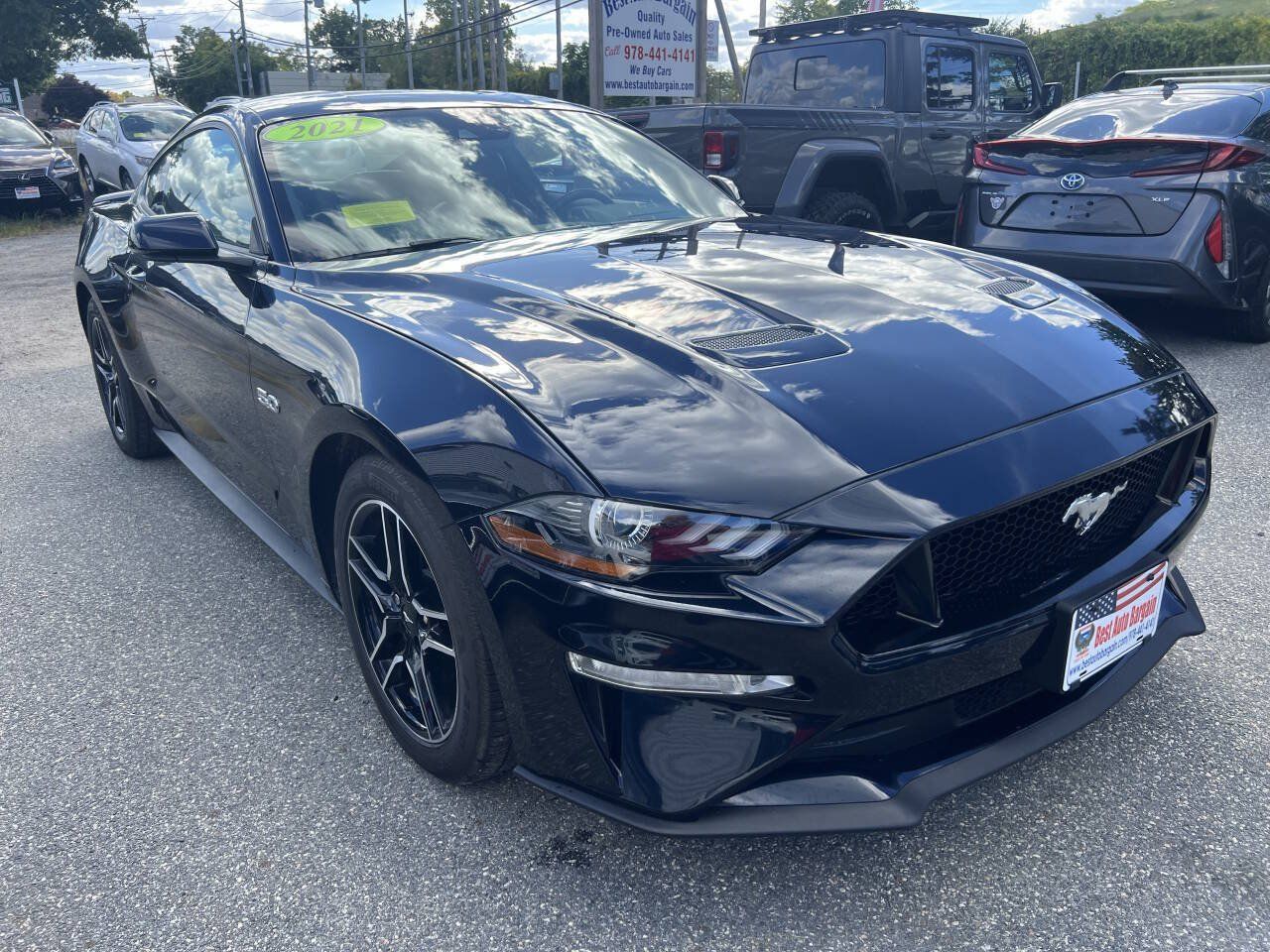 Used 2021 Ford Mustang GT Premium w/ Equipment Group 401A RWD image 5