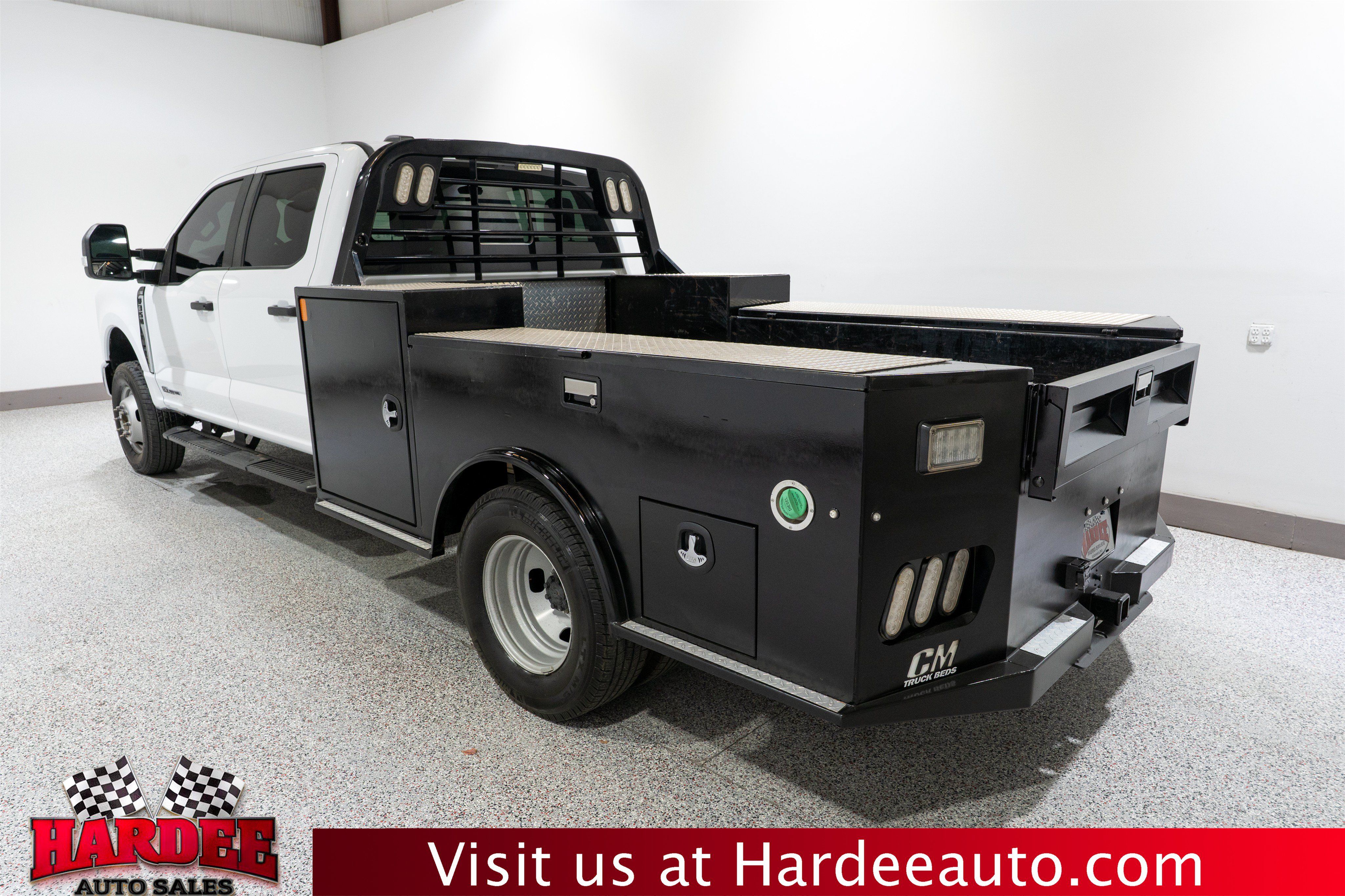 Used 2024 Ford F350 XL w/ XL Chrome Package AWD/4WD image 3