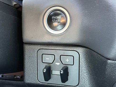 Used 2023 Toyota Tundra Platinum w/ Advanced Package image 26