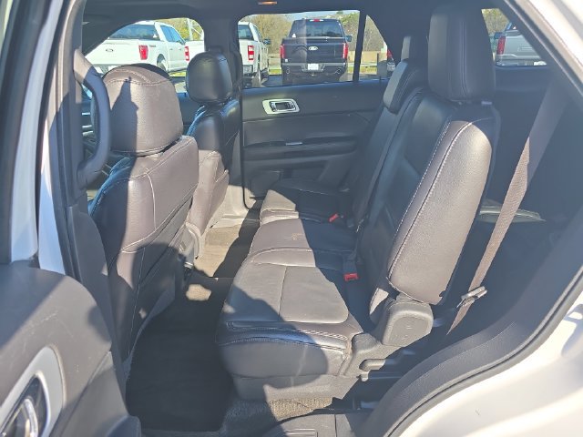 Used 2013 Ford Explorer XLT AWD/4WD image 12