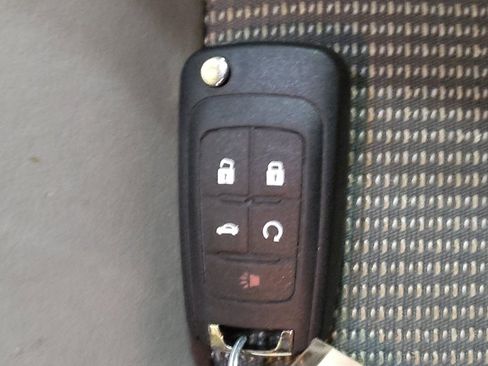 Used 2017 Buick Verano Sport Touring image 32