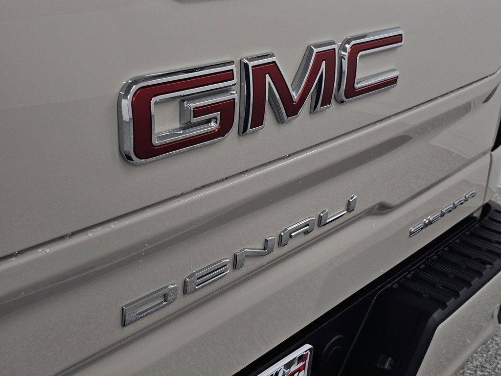 Used 2026 GMC Sierra 1500 Denali w/ Denali Reserve Package AWD/4WD image 31