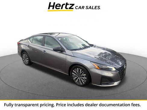 Used 2026 Nissan Altima 2.5 SV FWD image 1