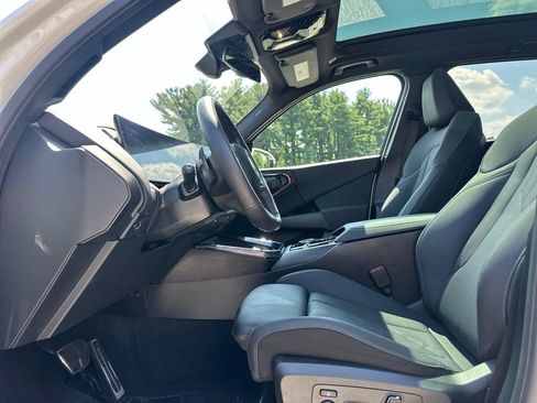 Used 2025 BMW X3 xDrive30i w/ Premium Package AWD/4WD image 15