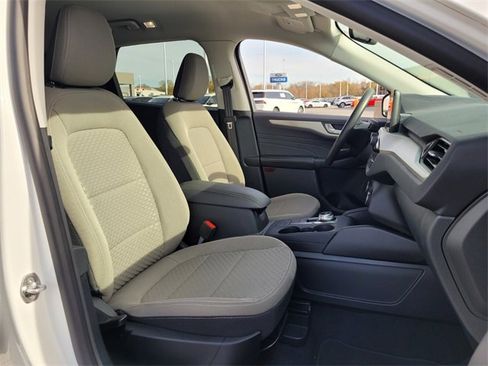 Certified 2021 Ford Escape SE image 14
