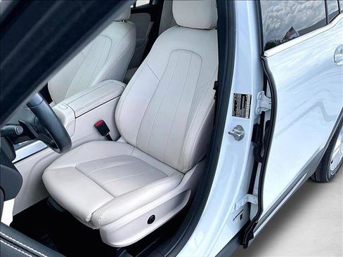 Used 2020 Mercedes-Benz GLB 250 GLB 250 image 27