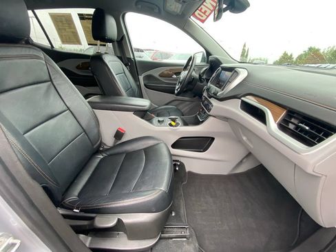 Used 2020 GMC Terrain SLE w/ Driver Convenience Package FWD image 28