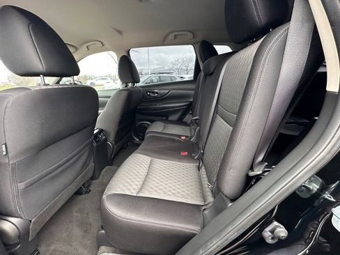 Used 2017 Nissan Rogue S image 30