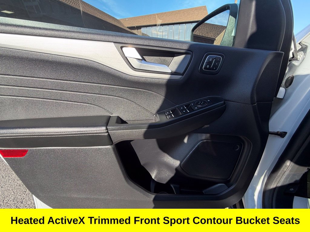Certified 2025 Ford Escape Platinum AWD/4WD image 14