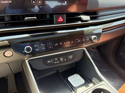 New 2026 Kia Carnival SX Prestige FWD image 30