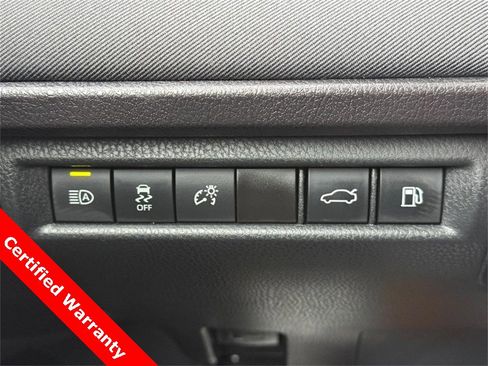 Used 2025 Toyota Camry LE image 29