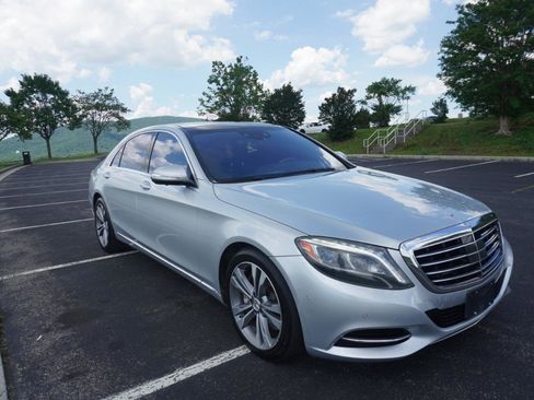 Used 2015 Mercedes-Benz S 550 4MATIC Sedan image 3