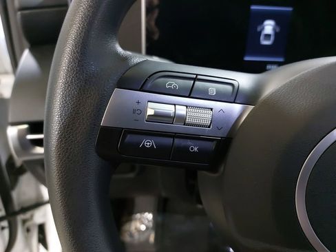 Certified 2025 Hyundai Santa Cruz SEL FWD image 18