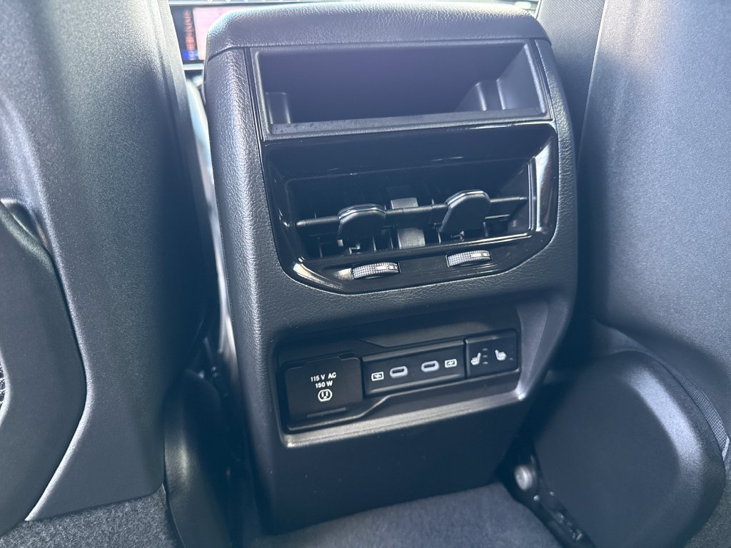 Used 2026 Jeep Grand Cherokee Limited AWD/4WD image 46