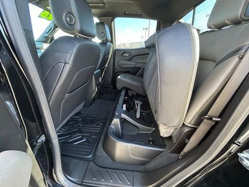 Used 2026 Chevrolet Colorado ZR2 w/ Technology Package image 27