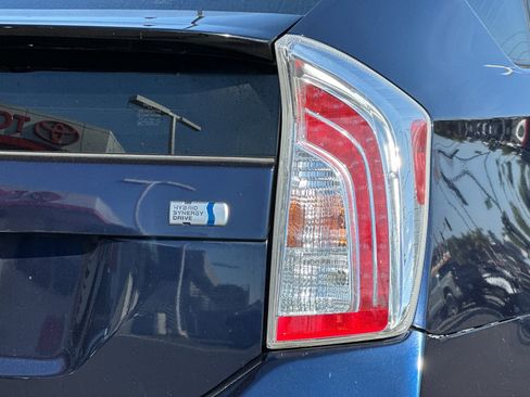 Used 2015 Toyota Prius Two image 24