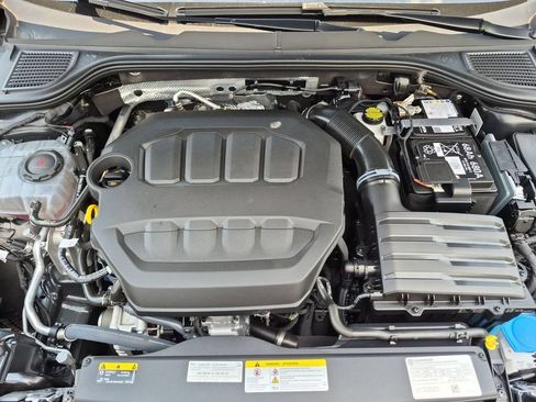 Certified 2024 Volkswagen GTI SE FWD image 27