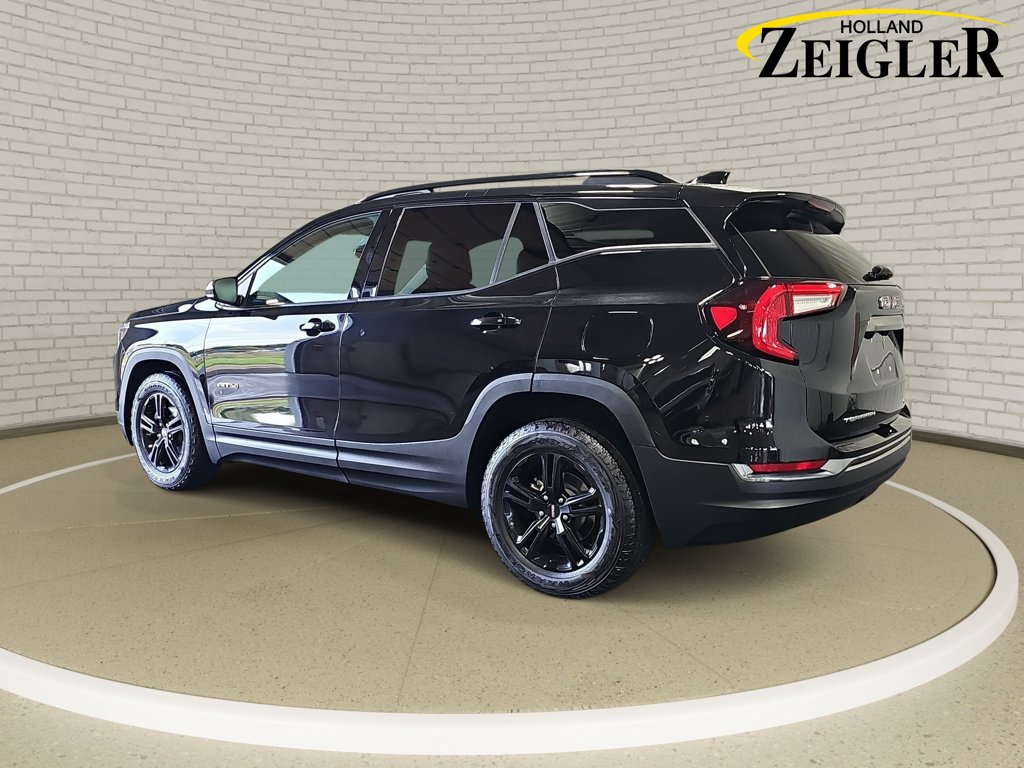 Used 2023 GMC Terrain AT4 AWD/4WD image 7