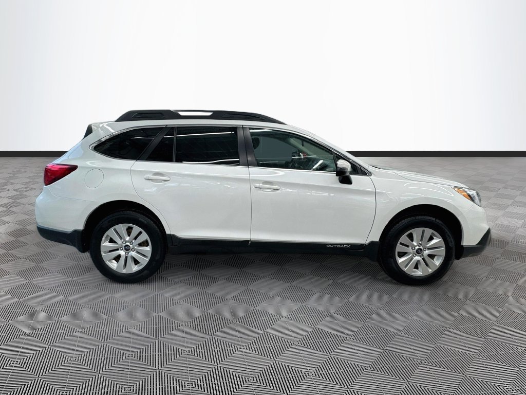 Used 2016 Subaru Outback 2.5i Premium AWD/4WD image 30