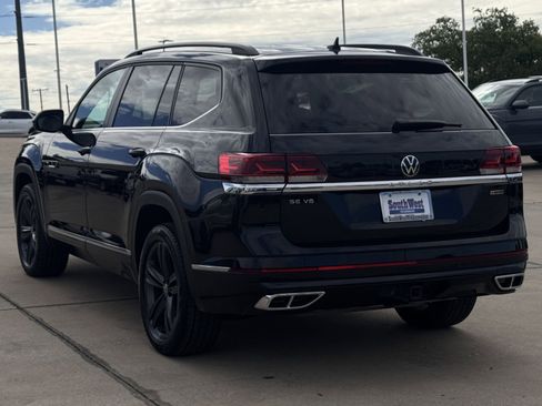 Used 2021 Volkswagen Atlas SE w/ Panoramic Sunroof Package AWD/4WD image 6