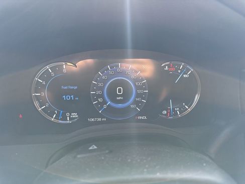 Used 2018 Cadillac Escalade ESV Luxury RWD image 15