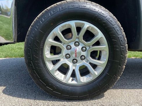 Used 2014 GMC Sierra 1500 SLE w/ SLE Value Package image 9