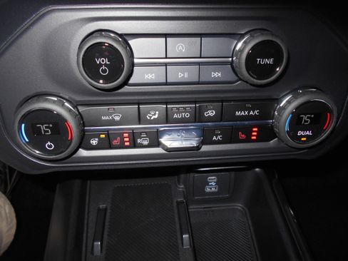 New 2025 Ford Bronco Outer Banks image 39