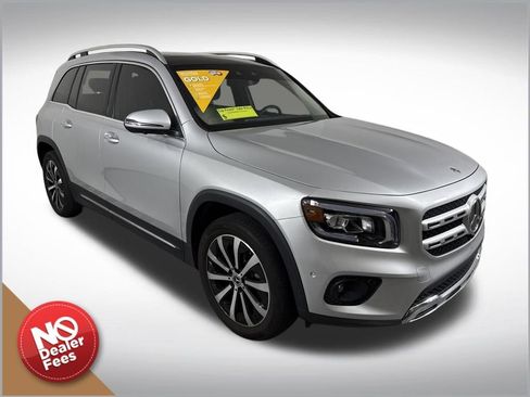 Used 2022 Mercedes-Benz GLB 250 4MATIC image 1