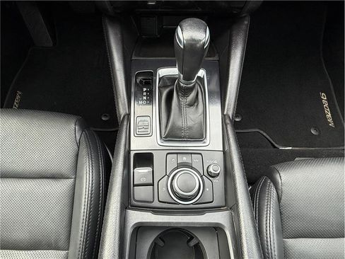 Used 2016 MAZDA MAZDA6 Touring w/ Touring Technology Package image 13