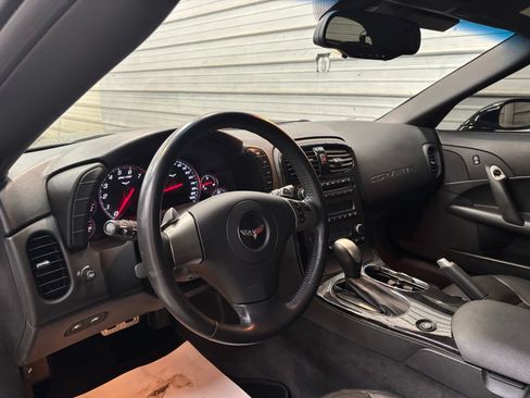 Used 2009 Chevrolet Corvette Coupe RWD image 16