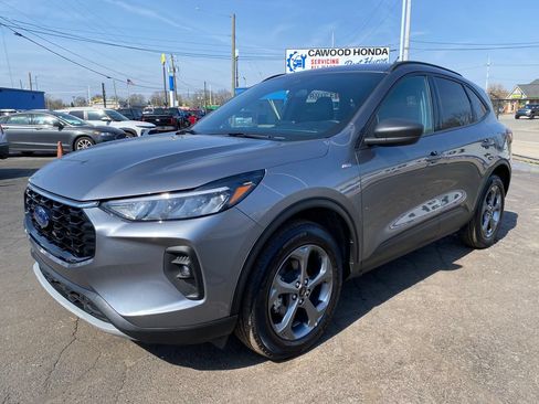 Used 2025 Ford Escape ST-Line Select AWD/4WD image 7