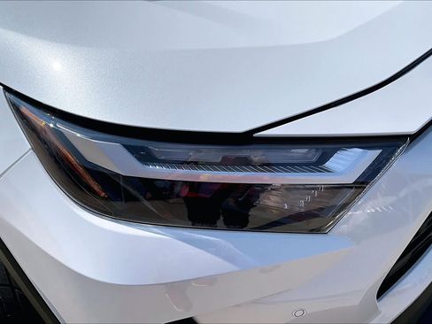 Used 2023 Toyota RAV4 XLE Premium FWD image 27