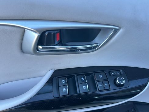 Used 2019 Toyota Mirai image 10