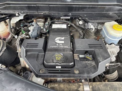 Used 2022 RAM 2500 Laramie AWD/4WD image 29