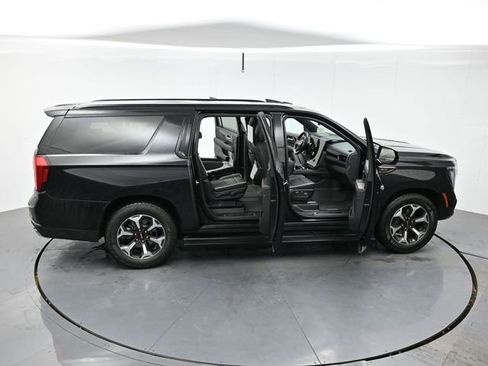 Used 2025 GMC Yukon XL AT4 Ultimate w/ LPO, Floor Liner Package image 50