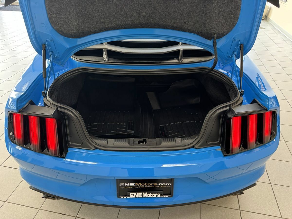 Used 2017 Ford Mustang GT Premium w/ Black Accent Package RWD image 44