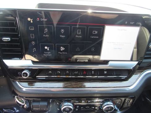Used 2024 GMC Sierra 1500 Elevation w/ Elevation Premium Package AWD/4WD image 26