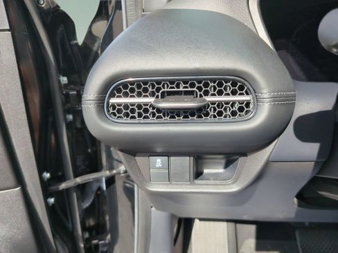 Certified 2024 Honda HR-V EX-L image 14