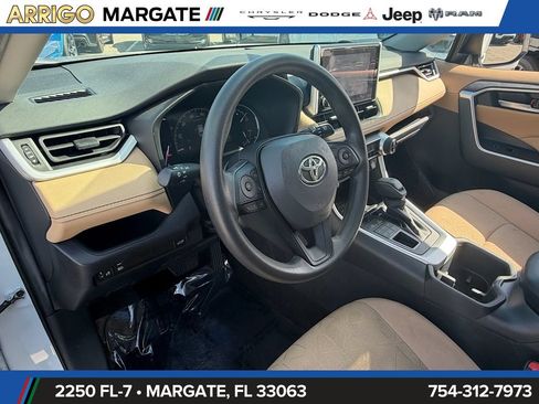 Used 2024 Toyota RAV4 XLE w/ Convenience Package AWD/4WD image 10