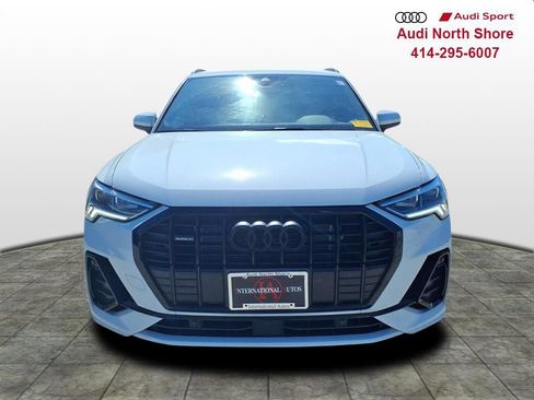 Used 2023 Audi Q3 2.0T Premium w/ Black Optic Sport Package AWD/4WD image 6
