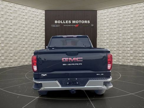 Used 2020 GMC Sierra 1500 SLE w/ SLE Value Package image 4