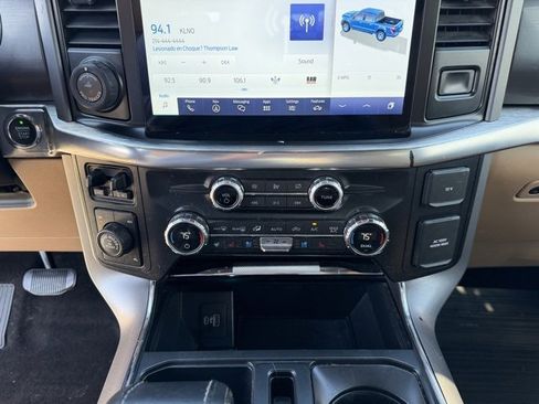 Used 2021 Ford F150 Lariat w/ Equipment Group 502A High image 17