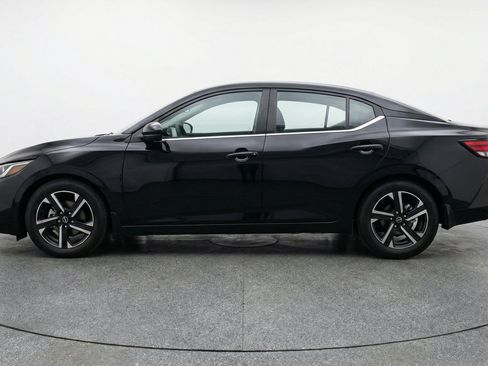 Used 2025 Nissan Sentra SV FWD image 5