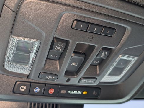 Used 2023 Chevrolet Silverado 1500 ZR2 w/ Technology Package image 22