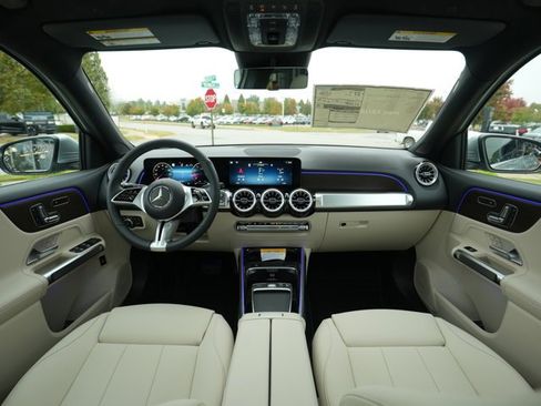 Used 2026 Mercedes-Benz GLB 250 4MATIC image 19