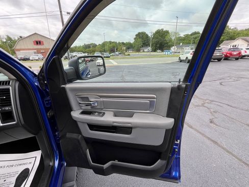 Used 2015 RAM 1500 Big Horn AWD/4WD image 10