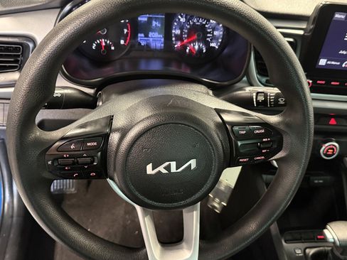 Used 2023 Kia Rio S FWD image 15