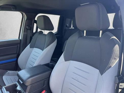 Certified 2025 Toyota Tacoma TRD Off-Road AWD/4WD image 16