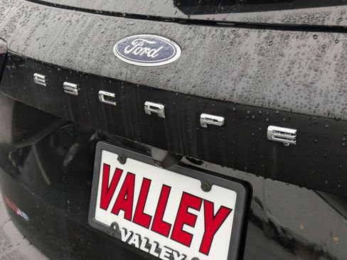New 2026 Ford Escape ST-Line w/ Cold Weather Package image 12