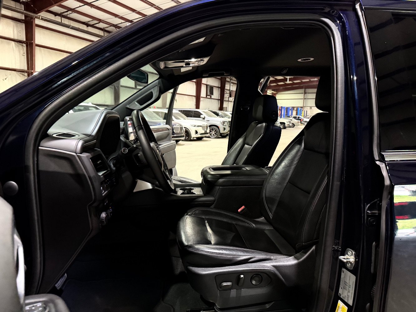 Used 2021 Chevrolet Tahoe LT RWD image 14